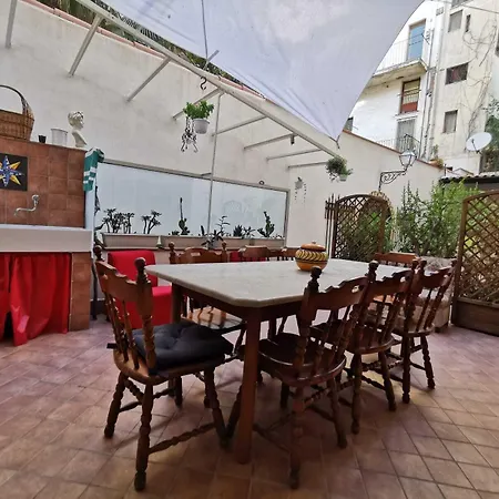 B&B A Casa Di Amedeo 카타니아