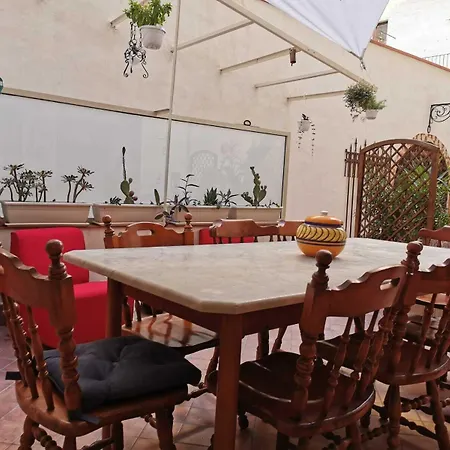 A Casa Di Amedeo 2* 카타니아