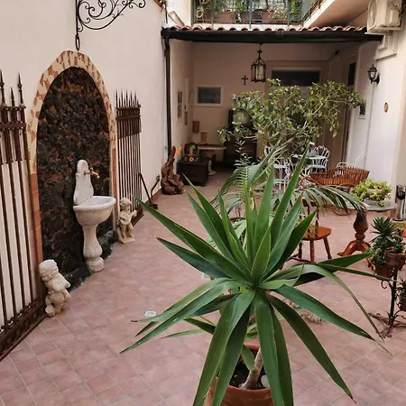 B&B A Casa Di Amedeo 2*