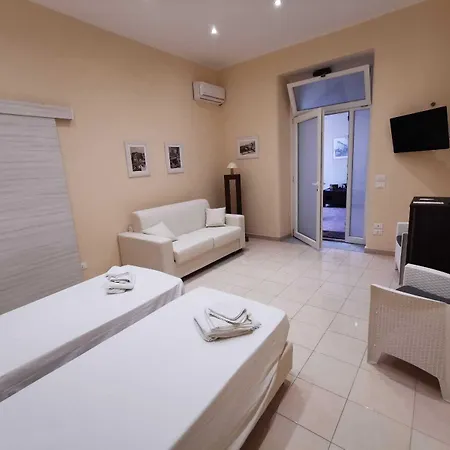 A Casa Di Amedeo B&B 카타니아