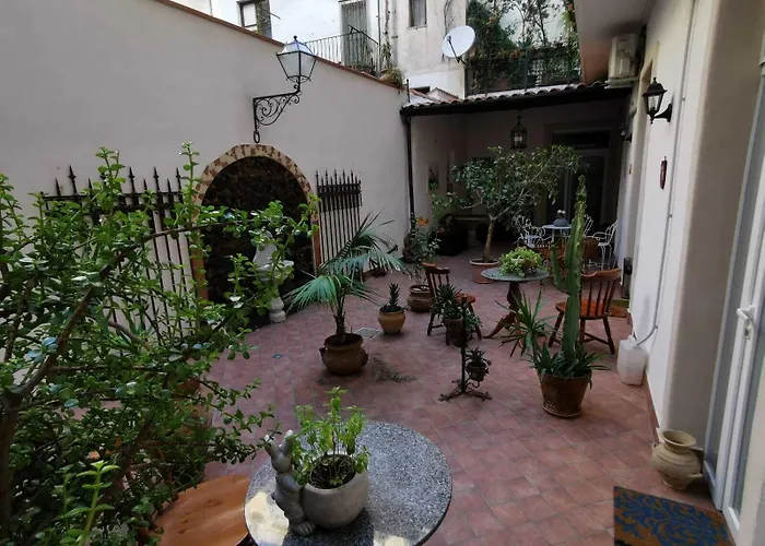 A Casa Di Amedeo 卡塔尼亚